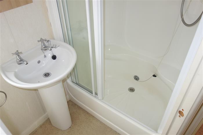 Omar haulfryn Log cabin 40/13 3 bedroom - Image 17