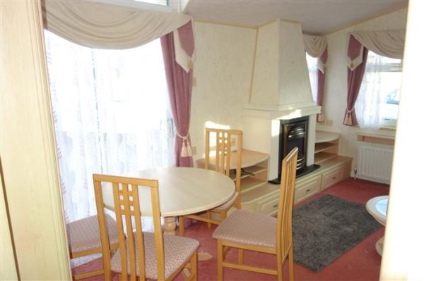 Willerby lyndhurst    Full winter pack  mobile home - Image 8