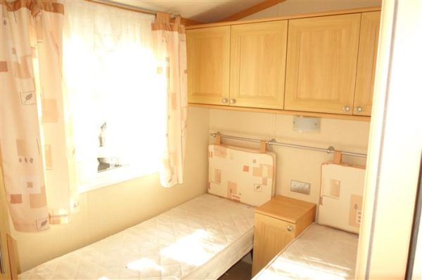 Swift debut Size 38 x 12 Bedrooms 2 Full winter pack mobile home - Image 18