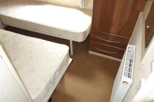 Bk bluebird Seville   Size 37 x 12  3 bedroom   Full winter pack mobile home - Image 17