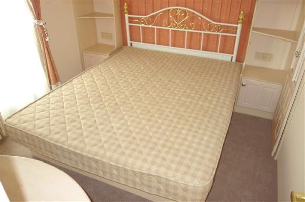 Willerby Granada  Size 35 x12  2bedroom   Full winter pack mobile home - Image 22