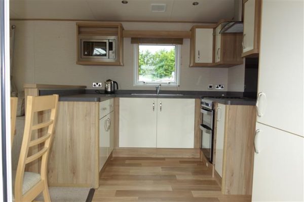 Abi haugmond    Size 38 x12  2 bedroom mobile home - Image 5