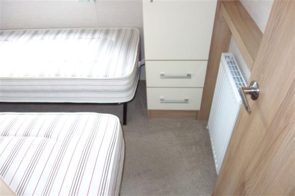 Abi haugmond    Size 38 x12  2 bedroom mobile home - Image 17