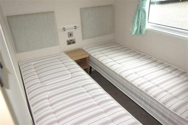 Abi haugmond    Size 38 x12  2 bedroom mobile home - Image 19