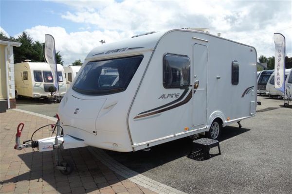Swift sprite alpine   4 berth with fixed end bedroom  - Image 2