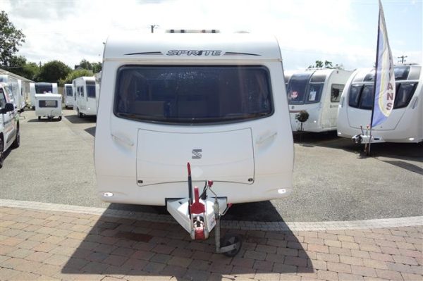 Swift sprite alpine   4 berth with fixed end bedroom  - Image 3