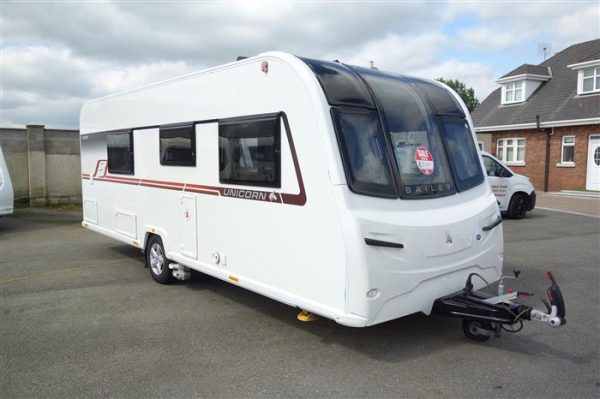 2018 Bailey unicorn Cadiz   4 berth single beds layout  - Image 4
