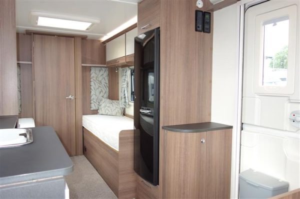 2018 Bailey unicorn Cadiz   4 berth single beds layout  - Image 11