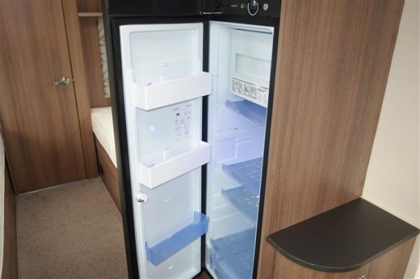 2018 Bailey unicorn Cadiz   4 berth single beds layout  - Image 13