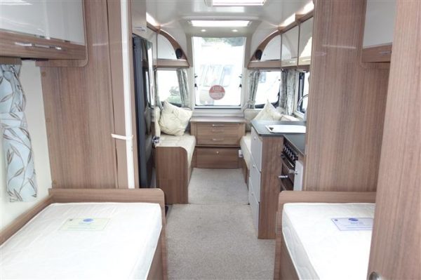 2018 Bailey unicorn Cadiz   4 berth single beds layout  - Image 17