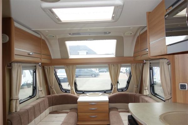 Swift Corniche 19-4  Year 2012  4 berth  - Image 10