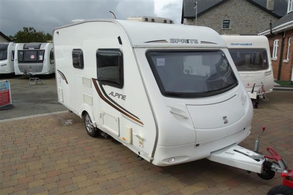Swift sprite alpine  Year 2010  Berth 2 light weight caravan - Image 4