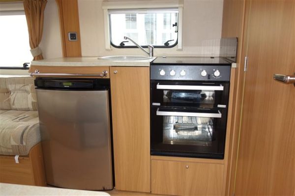 Swift sprite alpine  Year 2010  Berth 2 light weight caravan - Image 7