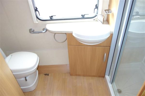 Swift sprite alpine  Year 2010  Berth 2 light weight caravan - Image 13