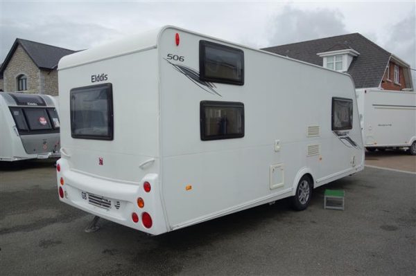 Elddis   Explore 506 triple bunkbeds   Year 2012  Berth 6 perfect family layout caravan  - Image 4
