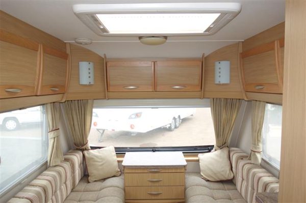Elddis   Explore 506 triple bunkbeds   Year 2012  Berth 6 perfect family layout caravan  - Image 11