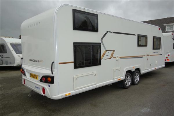 Bailey phoenix 760  Fixed bunkbeds   Year 2019  Berth 6  - Image 4