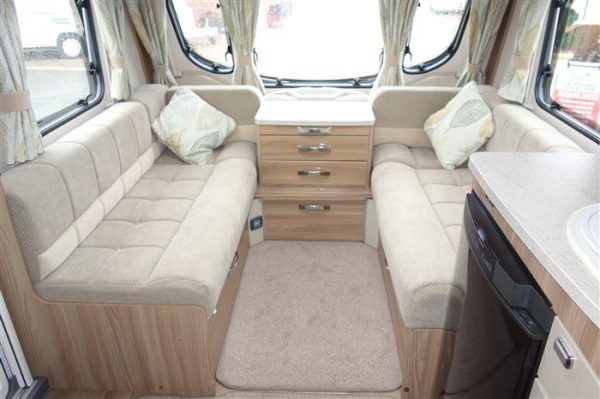 Swift  conqueror 570  Fixed bedroom full end bedroom  - Image 7