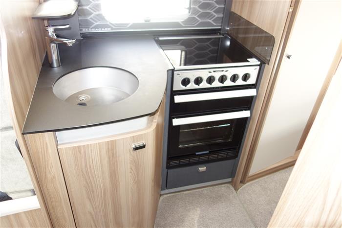 2021 Fiat ducato low profile Motorhome price € 80,000 plus vat - Image 9