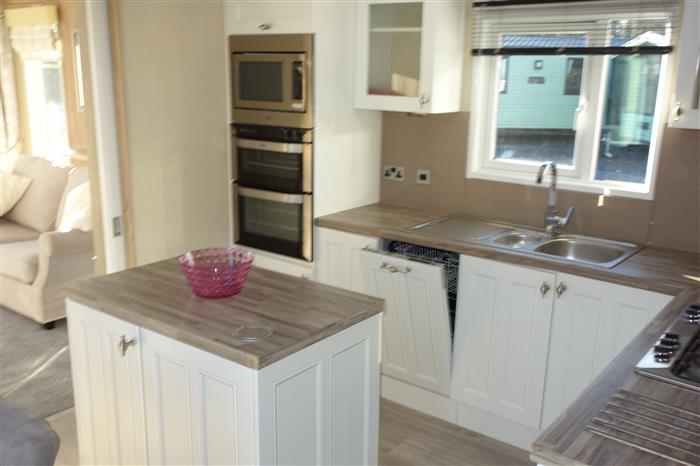 Pemberton Knightsbridge Size 42x14 3 bedroom Full winter pack - Image 10