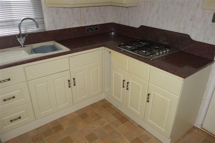 Atlus Staus super 38 x 12 2 bedroom Full winter pack - Image 13