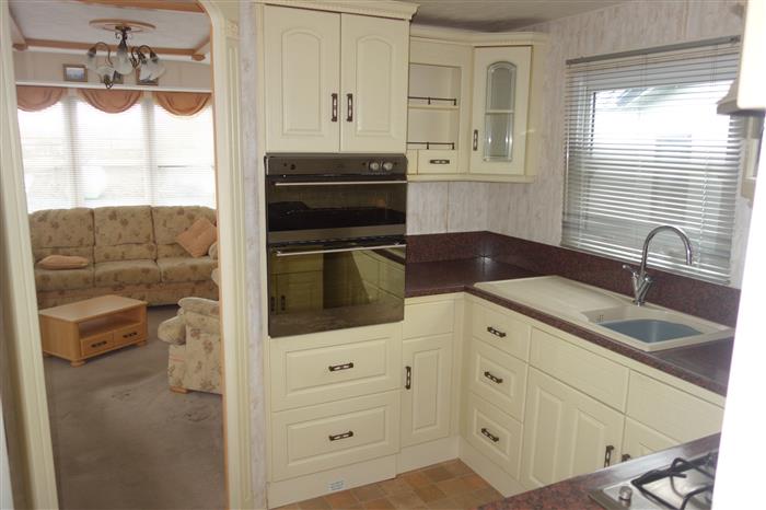 Atlus Staus super 38 x 12 2 bedroom Full winter pack - Image 16