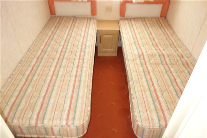 Willerby daresbury Size 35x12 2 bedroom Patio sliding door Full winter pack - Image 16