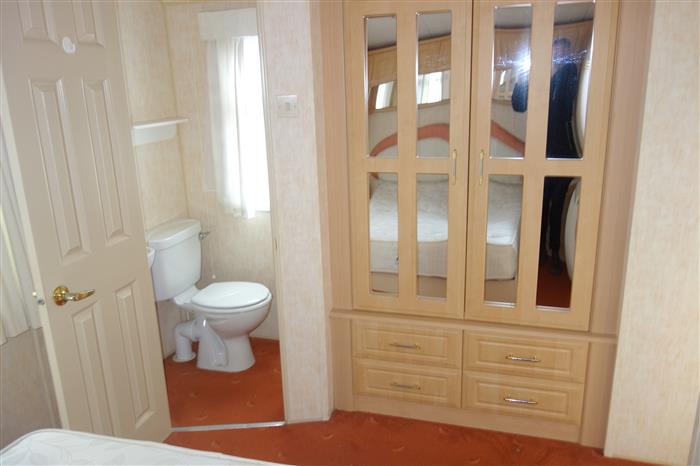 Willerby daresbury Size 35x12 2 bedroom Patio sliding door Full winter pack - Image 22