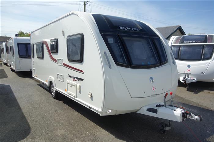 2015 Swift challenger 564 4 berth with 2 single fixed beds - Image 3