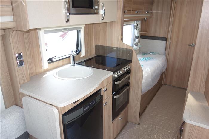 2015 Swift challenger 564 4 berth with 2 single fixed beds - Image 8