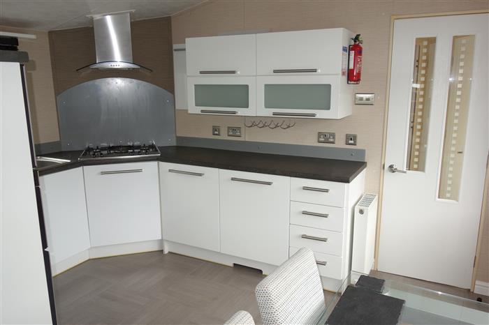 WILLERBY Meridian lodge 42ft x 13.6 ft 2-bedroom - Image 19