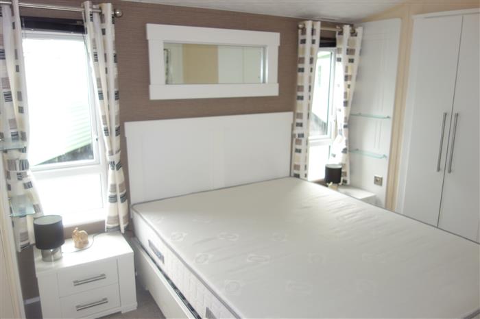 WILLERBY Meridian lodge 42ft x 13.6 ft 2-bedroom - Image 30