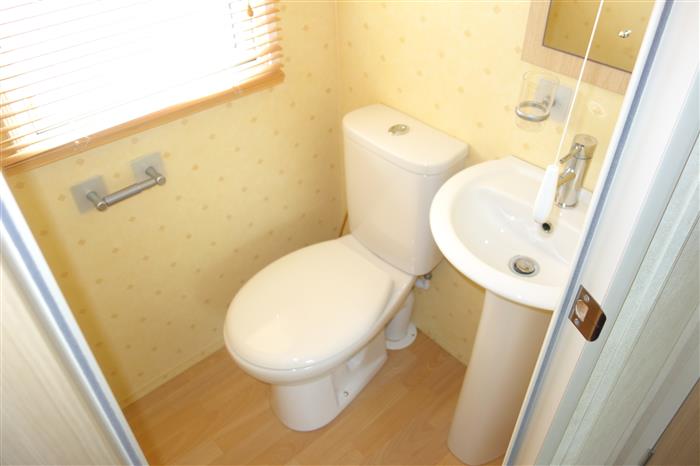 Swift Moselle FULL WINTER PACK 35x12 / 2 BEDROOM - Image 18